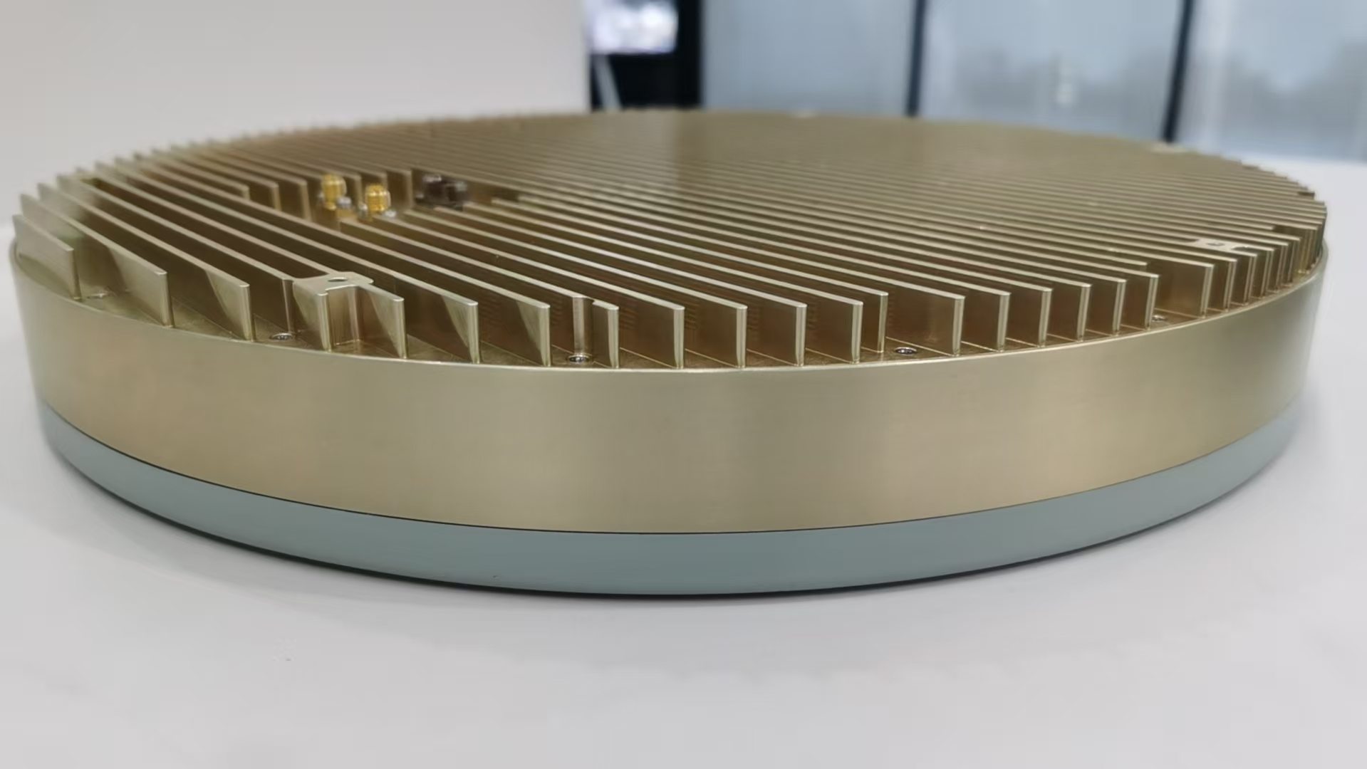 INFOX 16-Array UAV Dual-Resistant Antenna Terminal